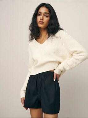 Reformation Billy Short Black - Size L